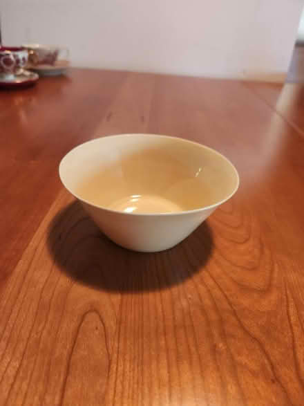Photo of free four bowls (Brookland) #1