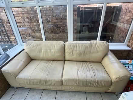Photo of free Beige leather sofa (Barton-le-clay) #4