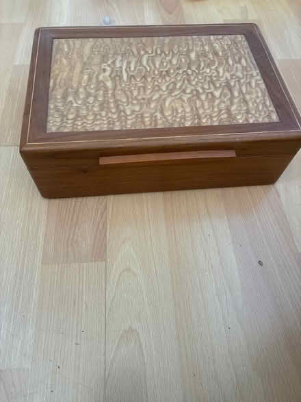 Photo of free Jewellery box (CH49) #2