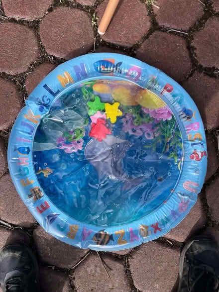 Photo of free bed water toy/play mat (Barnard's Green WR14) #1