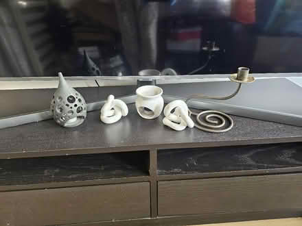 Photo of free TV Stand (Surbiton KT5) #4