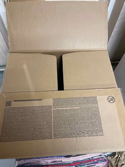 Photo of free A cardboard box (Trinity BA11) #2