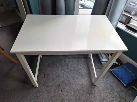 Photo of free Small desk (Edgedale Road S7) #2