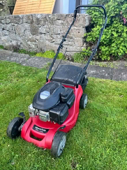 Photo of free Petrol lawnmower (Rutherglen G73) #2