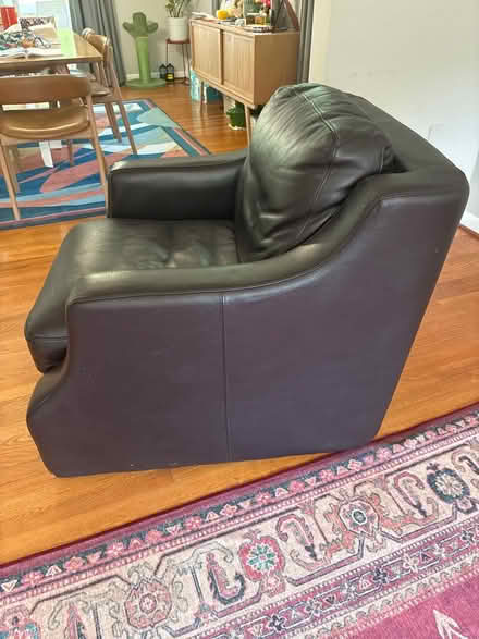 Photo of free Leather Swivel Lounge Chairs (Colesville, md) #4