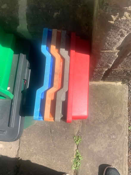 Photo of free 4 plastic trays. Fit A4 (Fairfield Park BA1) #1