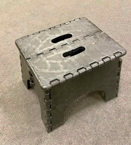 Photo of free Step stool (Downtown) #2