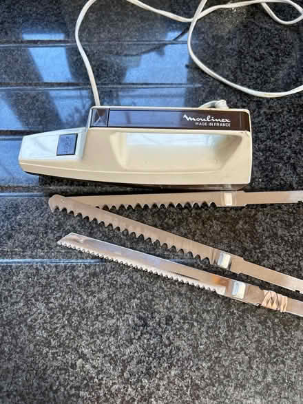 Photo of free Electric Carving Knife (Haldens AL6) #1
