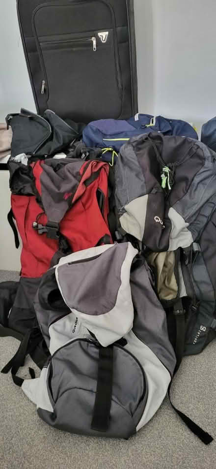 Photo of free Suitcases & trekking backpacks (SE9) #4