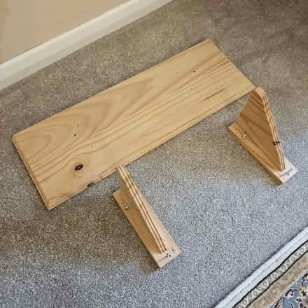 Photo of free Pine shelf with pine brackets & screws (IP5) #3