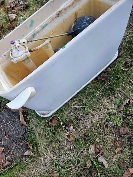 Photo of free Old toilet (Near the experimental farm) #2