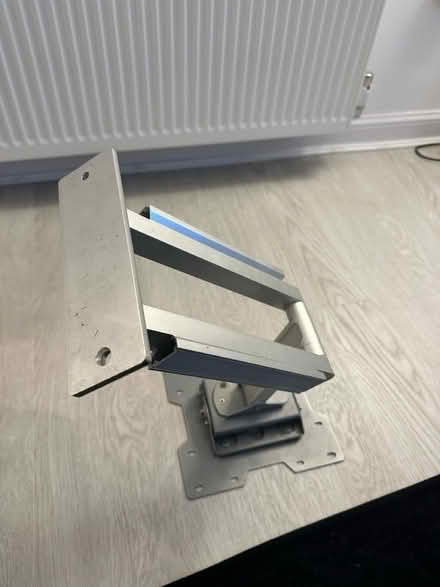 Photo of free Extendable tv bracket (Paisley PA2) #2