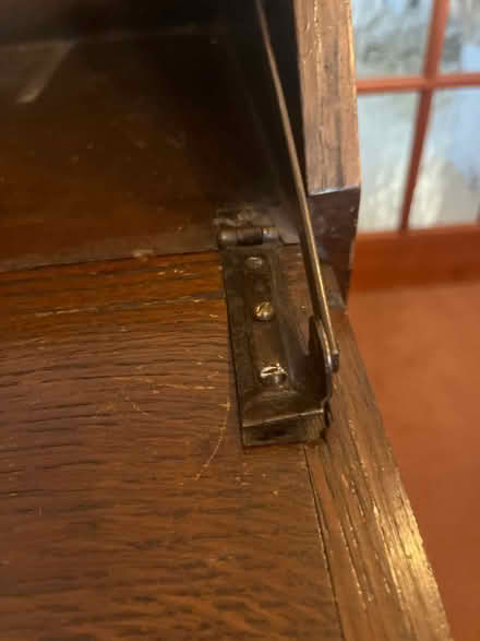 Photo of free Old bureau (TN24) #4