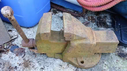 Photo of free vice large workshop (Totnes TQ9) #1