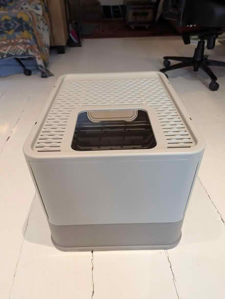 Photo of free Cat Litter Tray Hooded (SE3) #3
