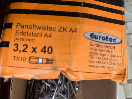 Photo of free Some wood screws 40mm and 100mm (Midhurst GU29) #2