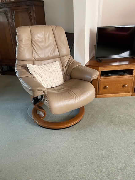 Photo of free Stressless chairs (Leighton Buzzard LU7) #1