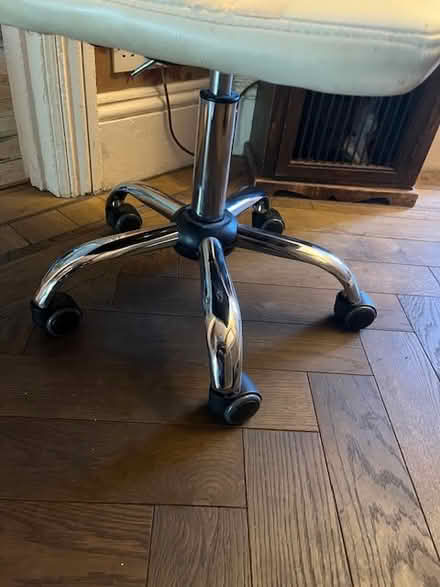 Photo of free Cream faux leather desk chair (EN5) #2