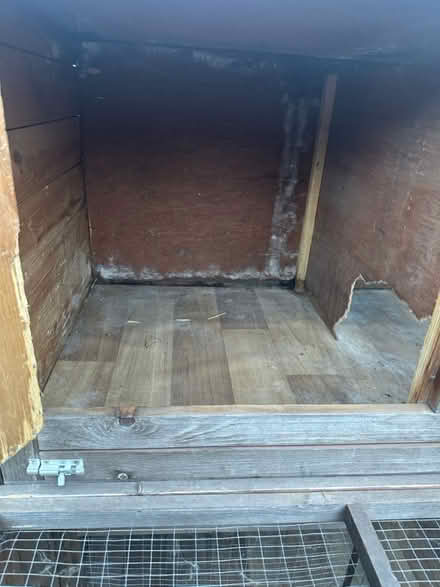 Photo of free Double rabbit hutch & run (Kidderminster DY10) #3