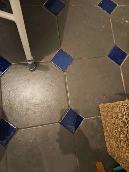 Photo of free Blue tiles and white tiles (Loughborough LE11) #3