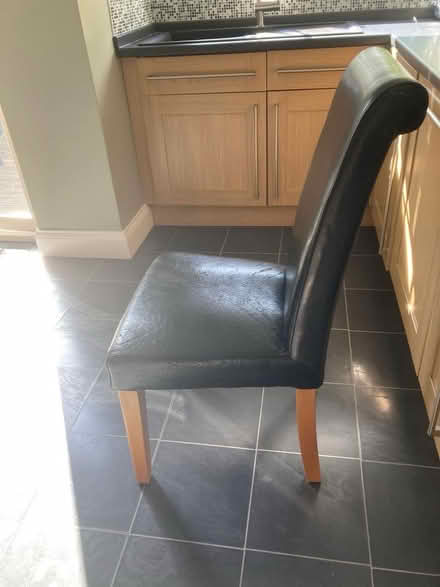 Photo of free 6 x dining room chairs (Mill Hill) #2
