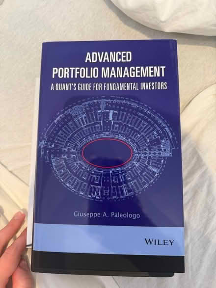 Photo of free Books on investing (Kensington Gardens W2) #1