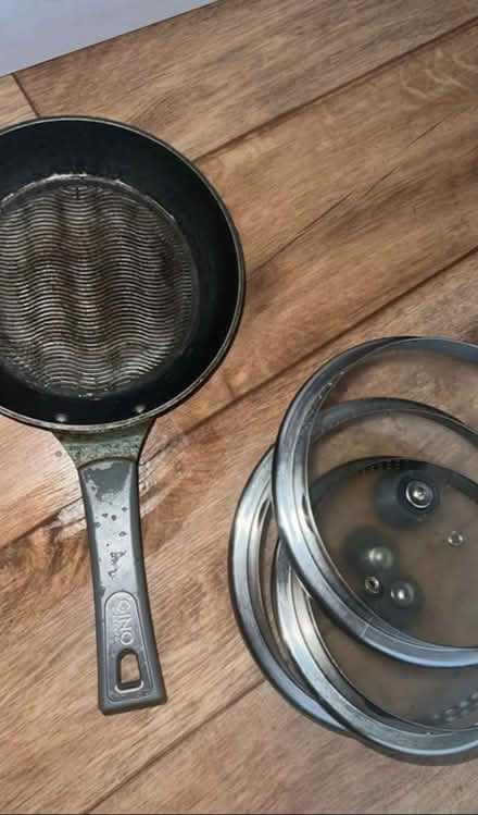 Photo of free Gino pot with pan (Gem street L5) #4