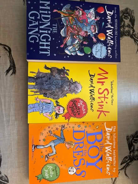 Photo of free 3 David walliams books (Stanhill BB5) #2