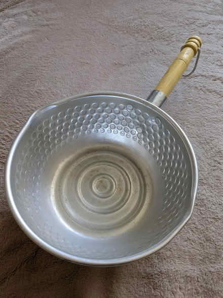 Photo of free Aluminium pan (Sheffield Lane Top S5) #1