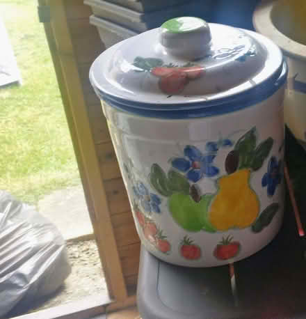 Photo of free Ceramic Container (Chingford E4) #1