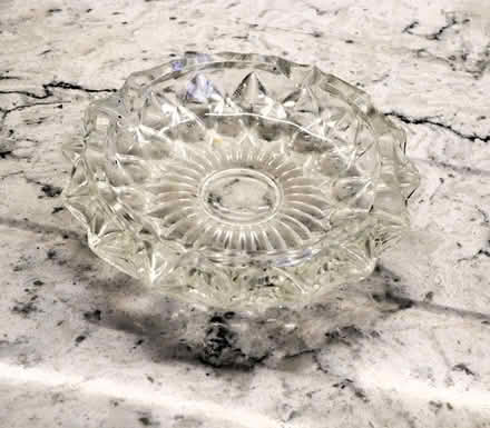 Photo of free glass ashtray (Whitehill SG4) #1