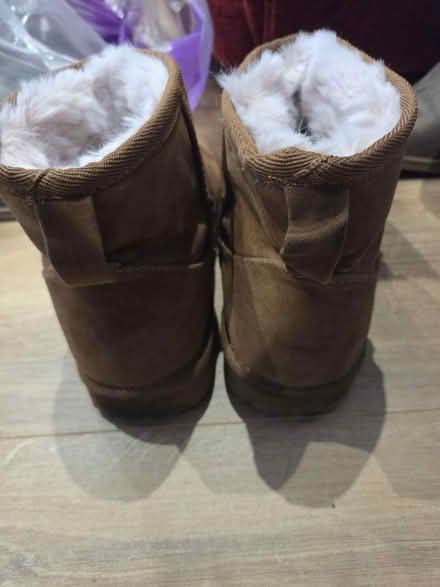 Photo of free Size 5 Ladies Primark Boots (Reading RG30) #4