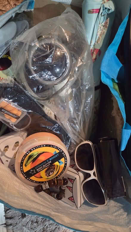 Photo of free Miscellaneous items (Fleetwood FY7) #1