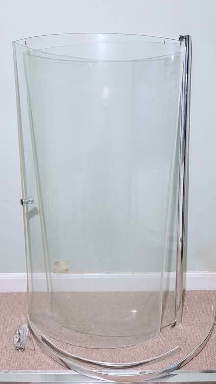 Photo of free glass bath/shower screen (Baldock) #1
