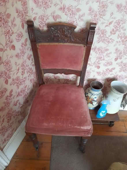 Photo of free Vintage chair (Enfield EN2) #1