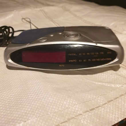 Photo of free Clock Radio (Westgate IP1) #1