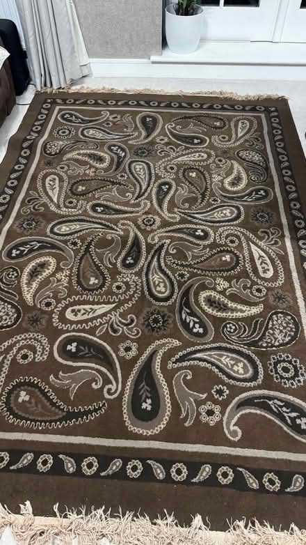 Photo of free Rug (Chipping Barnet EN5) #2