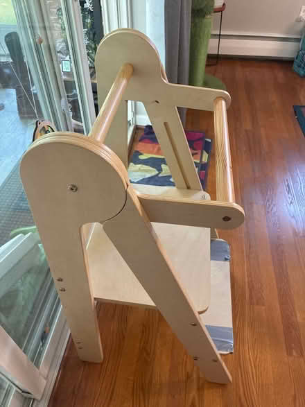 Photo of free 2 Piccalio Toddler stands (Colesville, md) #4