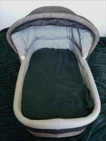 Photo of free Carry cot (Central Reading RG1) #1