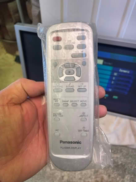 Photo of free 42” Panasonic plasma display screen (Selsey PO20) #2