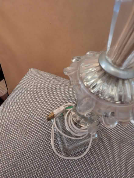 Photo of free 2 vintage crystal lamps (leslieville) #1