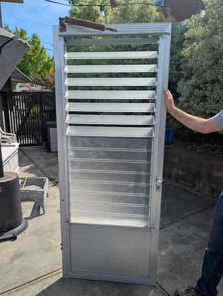 Photo of free Jalousie door (El Cerrito) #2