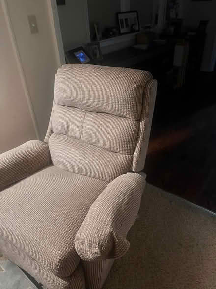 Photo of free Nice lazyboy (Clayton, MO) #1