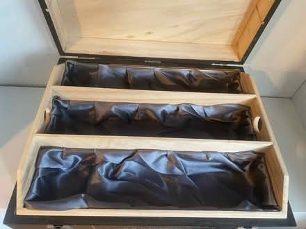 Photo of free Wine box (Hampton TW12) #4
