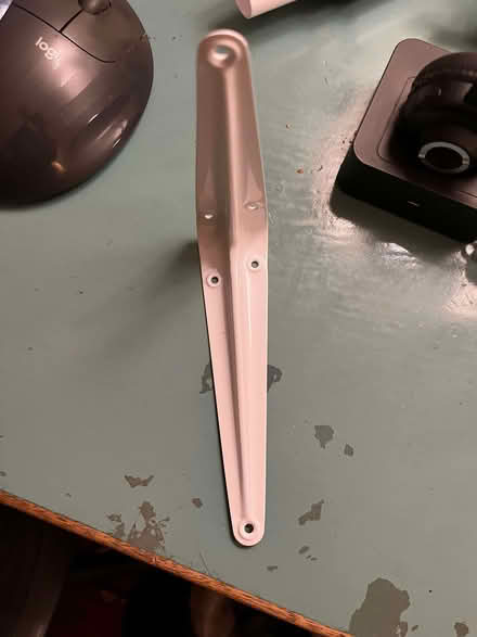 Photo of free shelf brackets, white, pressed steel, 13cmx15cm - lots (Kennington SW8) #1