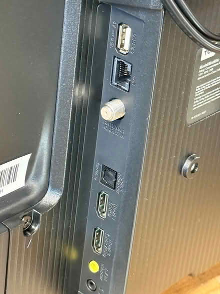 Photo of free TCL 32" FireTV (near Tartan/ Jockvale) #3
