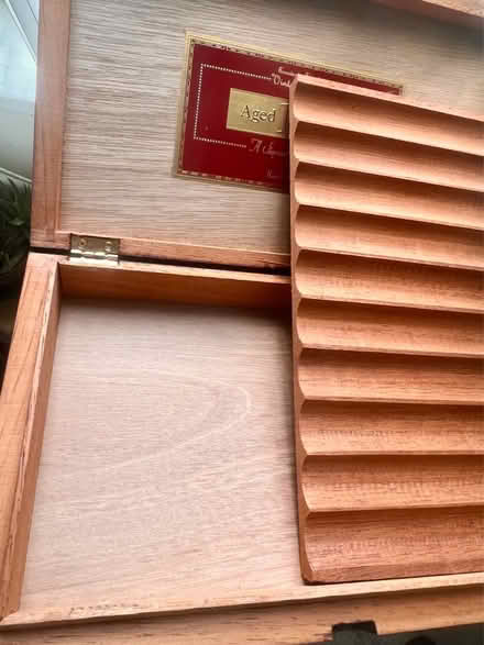 Photo of free Empty cigar box (Arlington, VA) #2