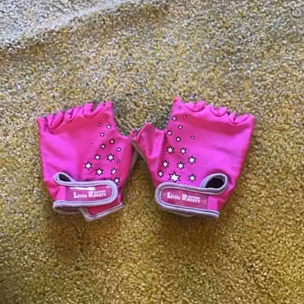 Photo of free Children’s cycle mitts (Wescott RG40) #1