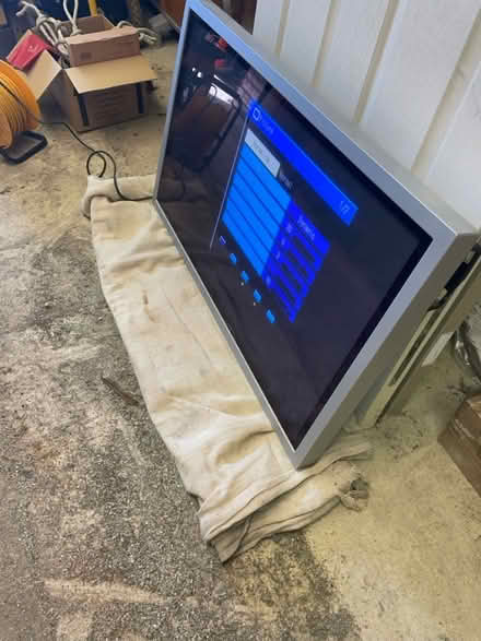 Photo of free 42” Panasonic plasma display screen (Selsey PO20) #3