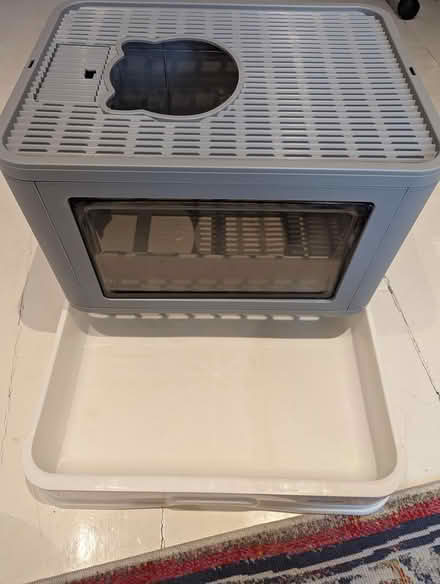 Photo of free Cat litter tray hooded #2 (SE3) #1